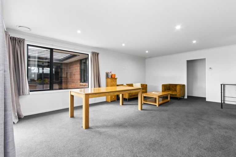 Photo of property in 37 Mike Smith Drive, Cambridge, 3434