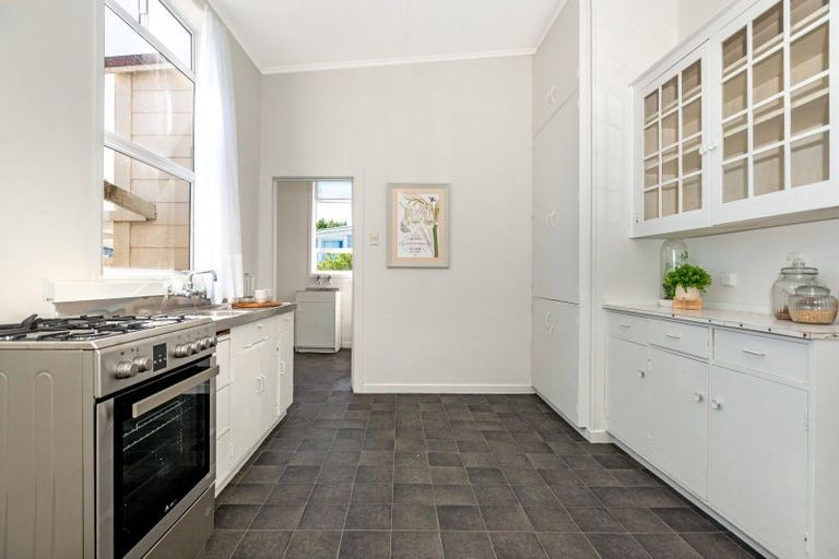 Photo of property in 433 Palmerston Road, Gisborne, 4010