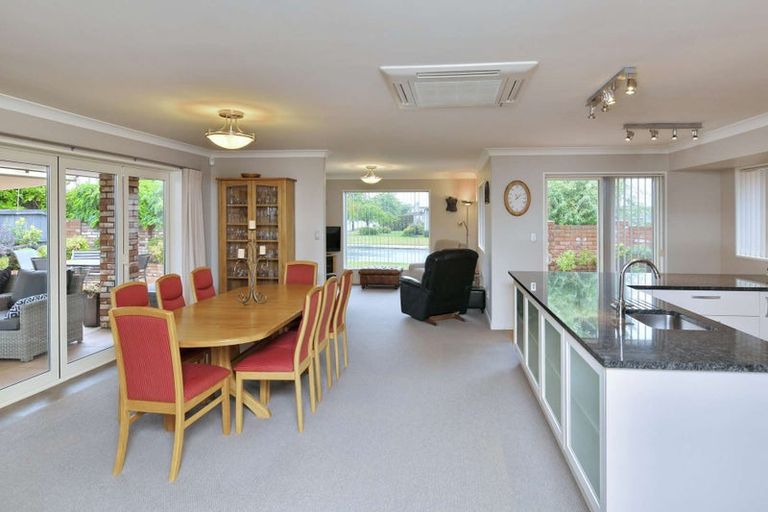 Photo of property in 15 Elm Drive, Rangiora, 7400