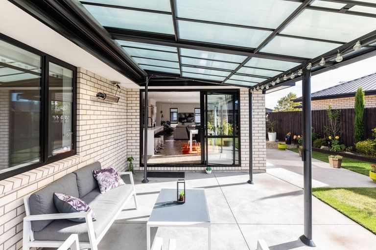 Photo of property in 3 Pierce Street, Marshland, Christchurch, 8083
