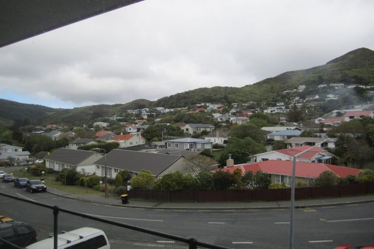 Photo of property in 5/10 Thurleigh Grove, Karori, Wellington, 6012