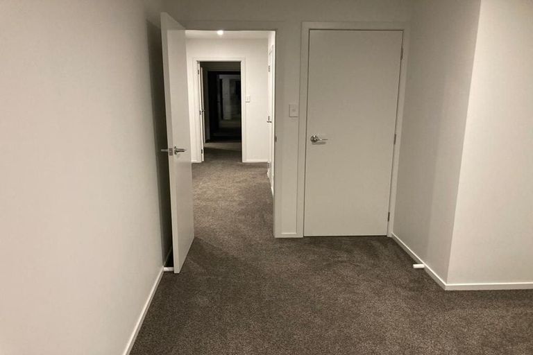 Photo of property in 4/60 Hayfield Way, Karaka, Papakura, 2580