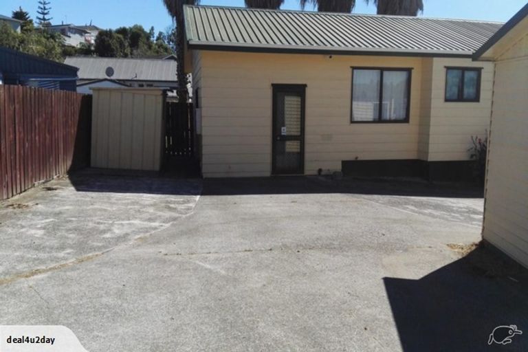Photo of property in 22 Lendenfeld Drive, Papatoetoe, Auckland, 2025