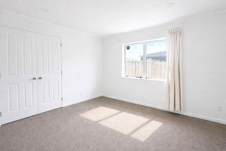 Photo of property in 52 Nicholas Road, Somerville, Auckland, 2014