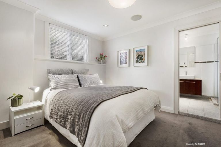 Photo of property in 11 Ariki Road, Hataitai, Wellington, 6021