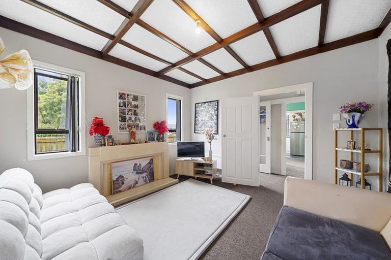 Photo of property in 1 Hamilton Road, Papatoetoe, Auckland, 2025