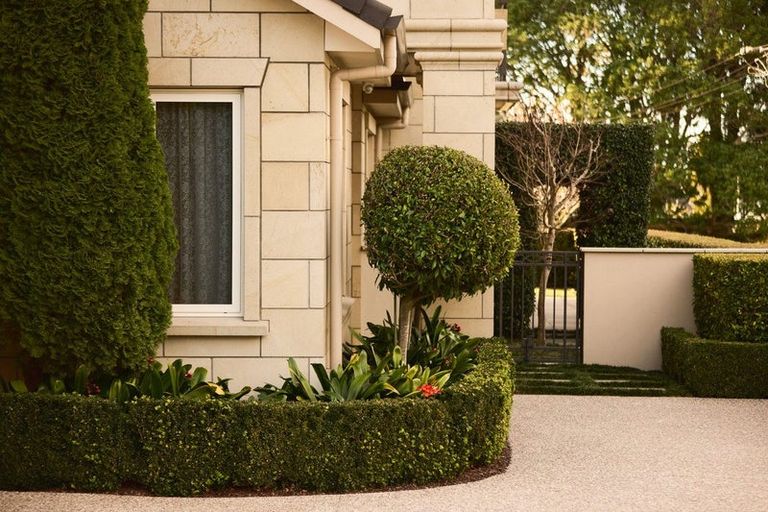 Photo of property in 1 Edgecumbe Road, Tauranga, 3110