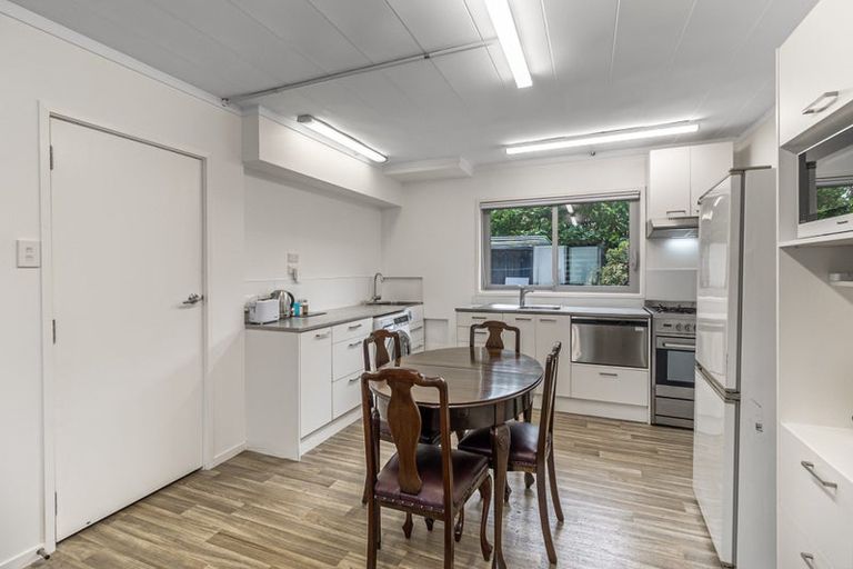 Photo of property in 67a Crawford Avenue, Mangere Bridge, Auckland, 2022