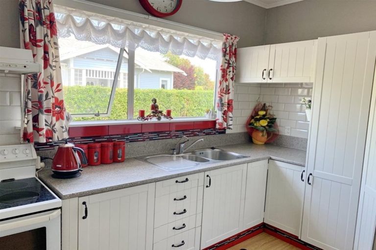 Photo of property in 114 Brecon Road, Stratford, 4332