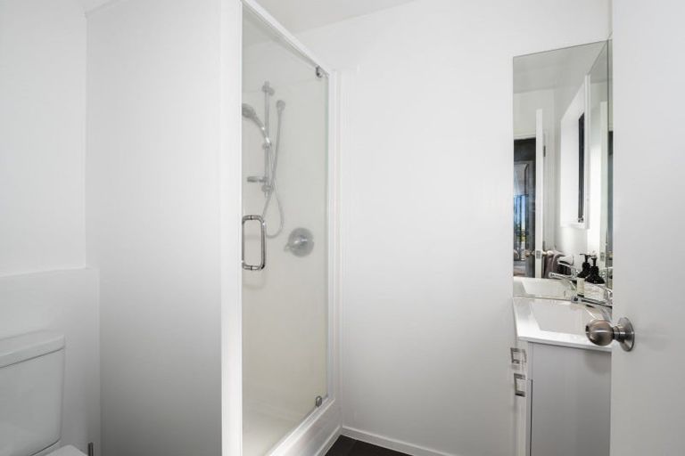 Photo of property in 156 Marine Parade, Mount Maunganui, 3116