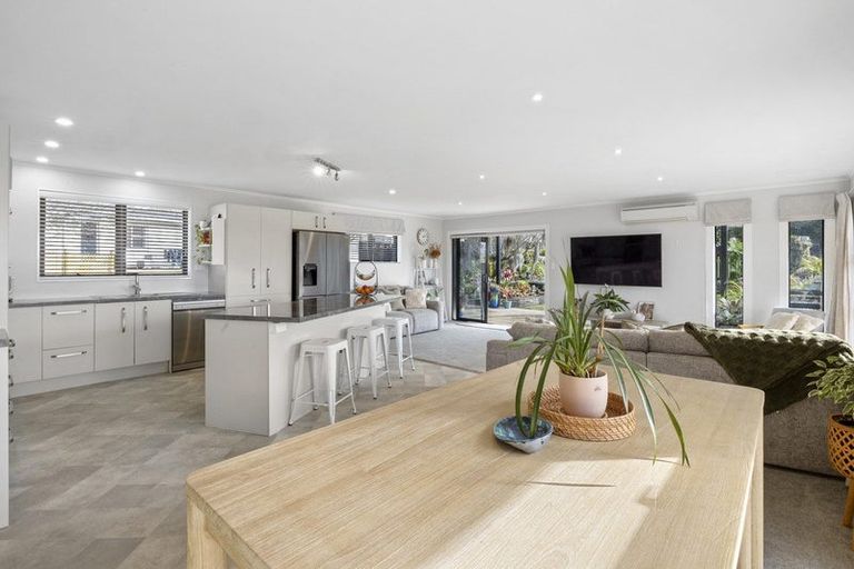 Photo of property in 17 Pukekohatu Street, Waitara, 4320