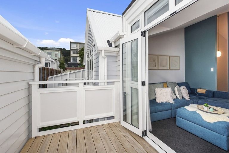 Photo of property in Pirie Street Townhouses, 19/35u Pirie Street, Mount Victoria, Wellington, 6011