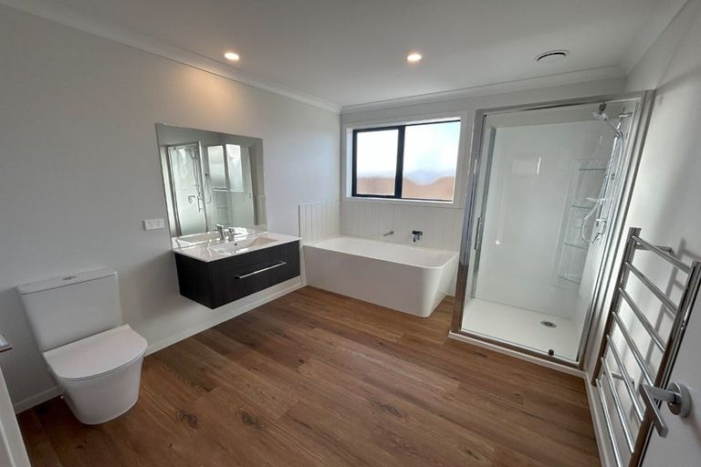 Photo of property in 11 Halo Green, Peacocke, Hamilton, 3206