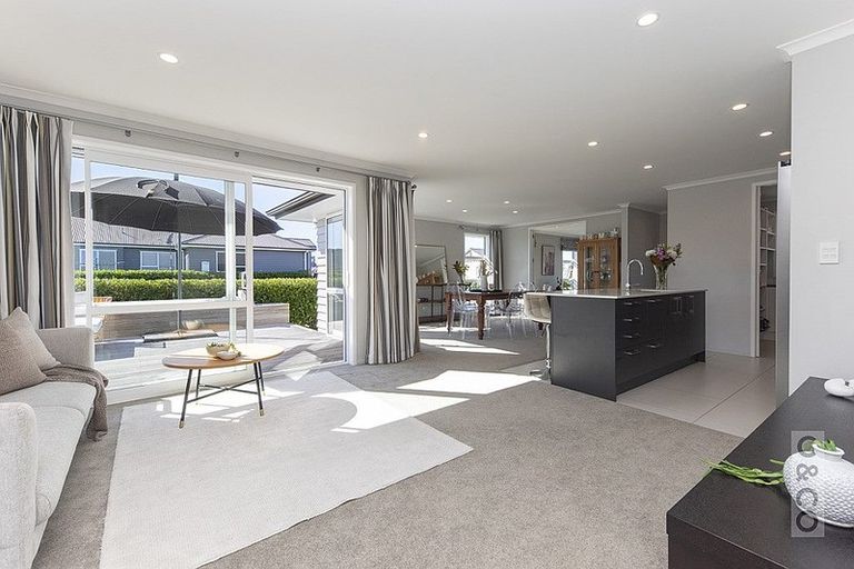 Photo of property in 34 Ara Kakara Avenue, Huapai, Kumeu, 0810