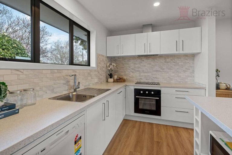 Photo of property in 214 Hendersons Road, Hoon Hay, Christchurch, 8025