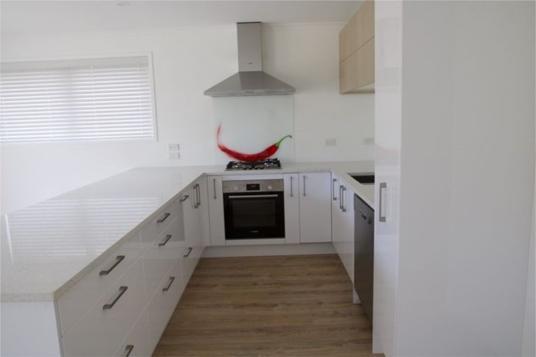 Photo of property in 13 Maioha Road, Pukekohe, 2120