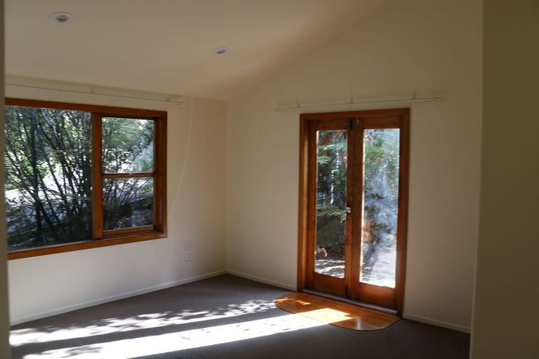 Photo of property in 149 Matipo Road, Te Atatu Peninsula, Auckland, 0610