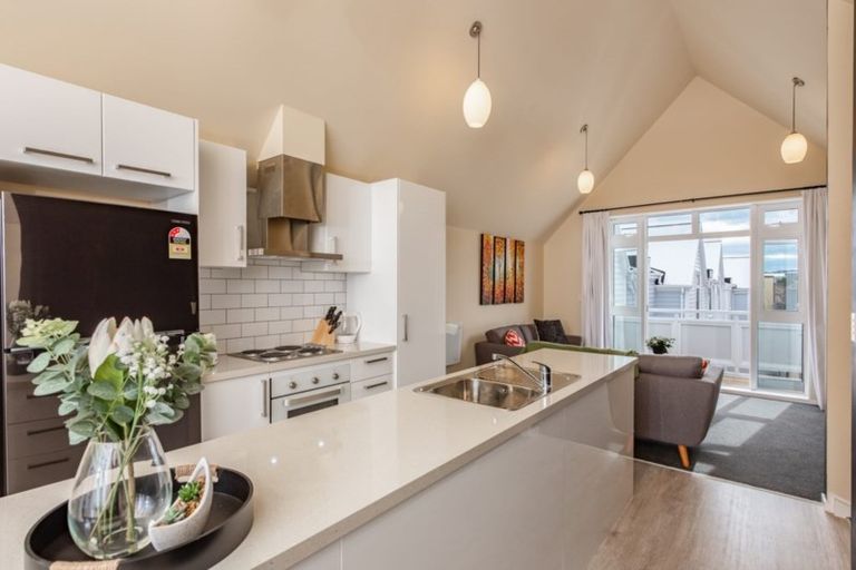 Photo of property in Pirie Street Townhouses, 20/35u Pirie Street, Mount Victoria, Wellington, 6011