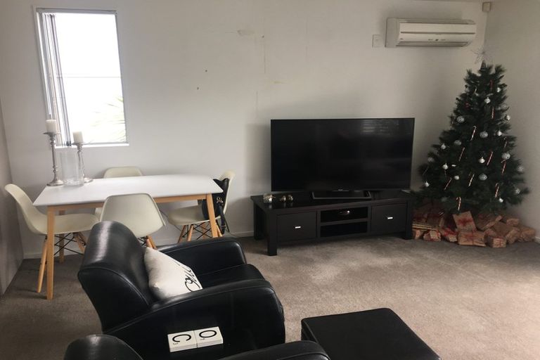 Photo of property in 12u3 Agra Crescent, Khandallah, Wellington, 6035
