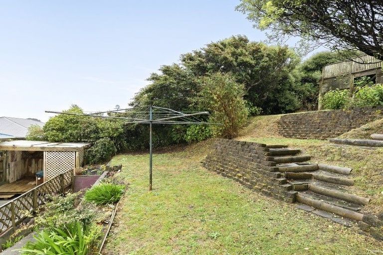 Photo of property in 125 Broderick Road, Johnsonville, Wellington, 6037