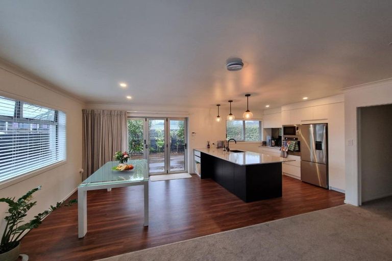 Photo of property in 62b Dawson Street, New Plymouth, 4310