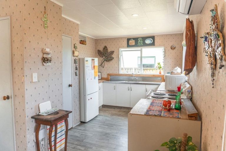 Photo of property in 38a Moewai Park Road, Whitianga, 3510