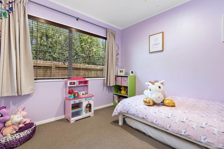 Photo of property in 27a Sandspit Road, Waiuku, 2123