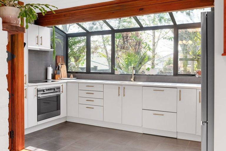 Photo of property in 208 Nixon Street, Hamilton East, Hamilton, 3216