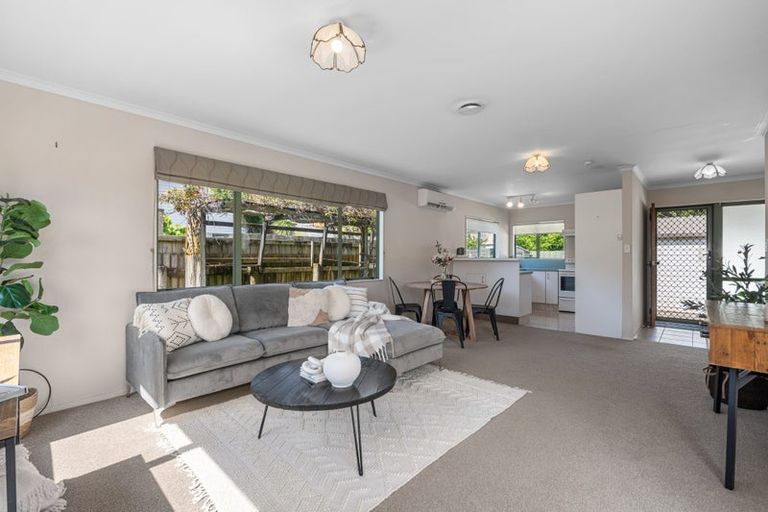 Photo of property in 44b Percy Road, Papamoa Beach, Papamoa, 3118