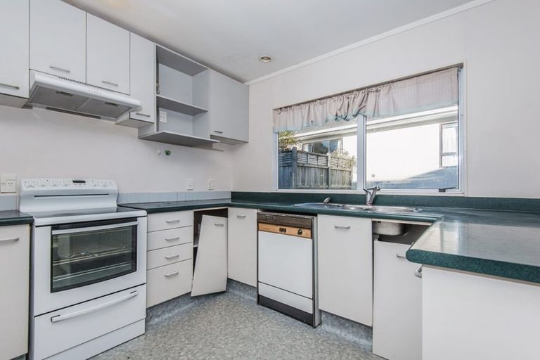 Photo of property in 28 Erris Street, Johnsonville, Wellington, 6037