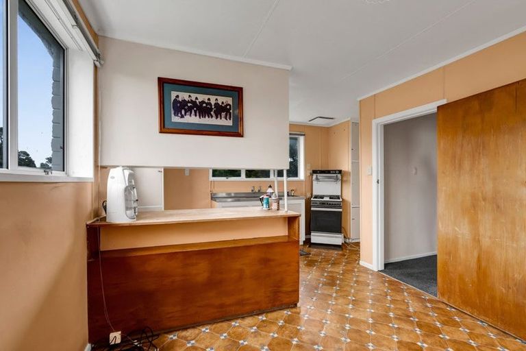 Photo of property in 19 Rangitake Drive, Spotswood, New Plymouth, 4310