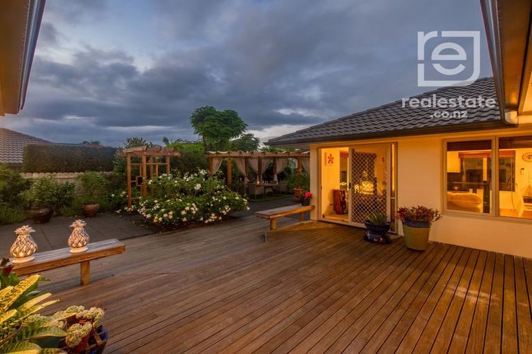 Photo of property in 157 Kilkenny Drive, East Tamaki Heights, Auckland, 2016