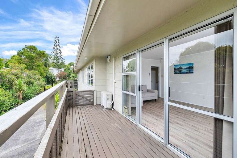 Photo of property in 1/11 Foley Place, Torbay, Auckland, 0632