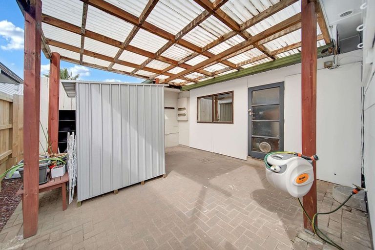 Photo of property in 1/70 Huia Road, Papatoetoe, Auckland, 2025