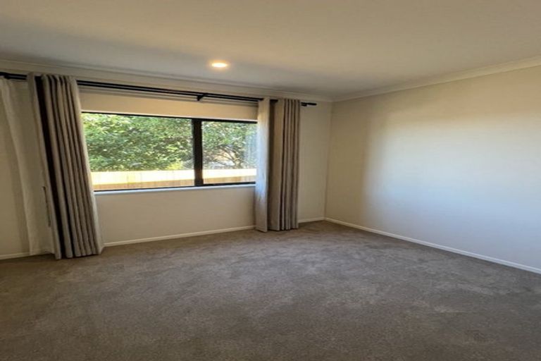 Photo of property in 35 Ksenia Drive, Flat Bush, Auckland, 2019