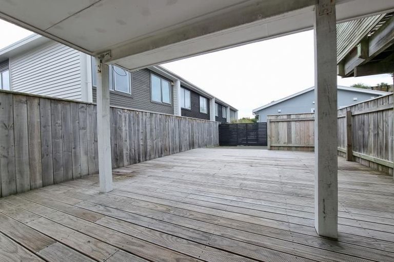Photo of property in 22 Tamar Street, Island Bay, Wellington, 6023