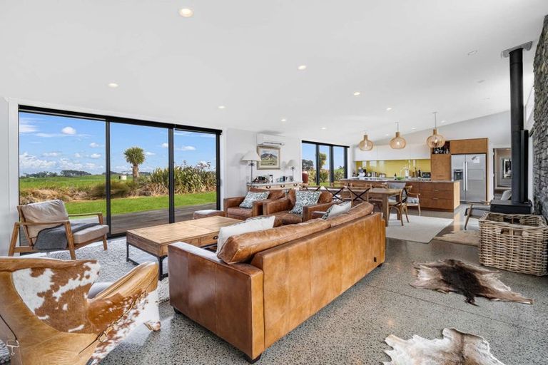 Photo of property in 106b Watt Livingstone Road, Westmere, Whanganui, 4574