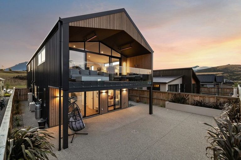 Photo of property in 60 Muster Road, Jacks Point, 9371