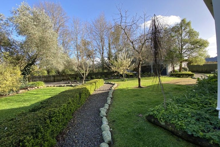 Photo of property in 97 Kuratawhiti Street, Greytown, 5794