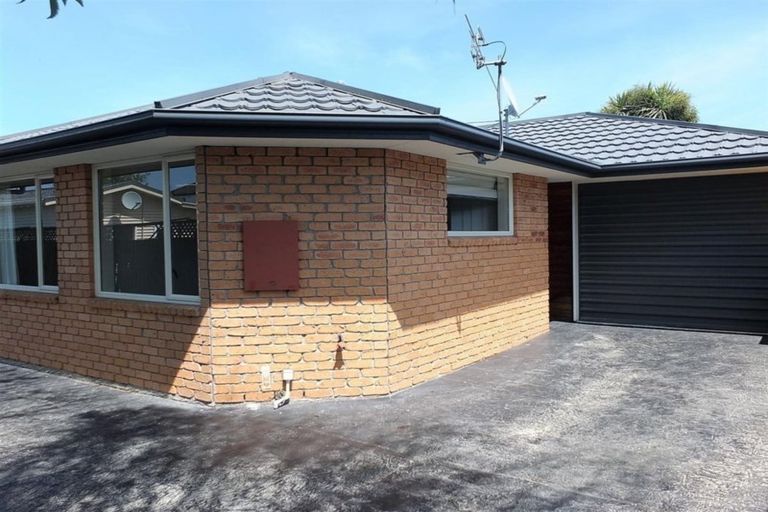 Photo of property in 90d Peverel Street, Riccarton, Christchurch, 8041