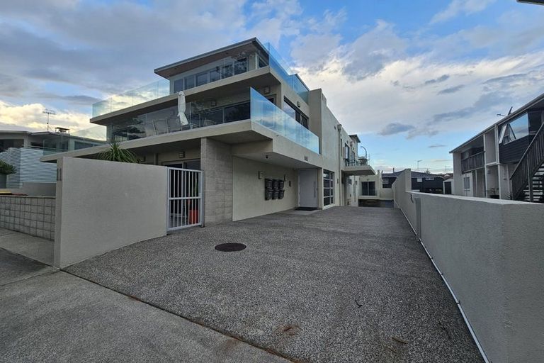Photo of property in 11 The Mall, Mount Maunganui, 3116