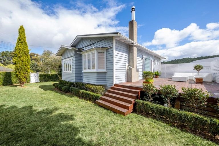 Photo of property in 1 Queen Street, Riverhead, 0820