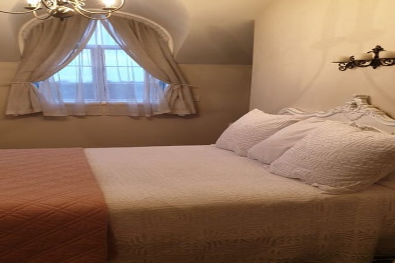 Photo of property in 14r Jason Place, Pyes Pa, Tauranga, 3112