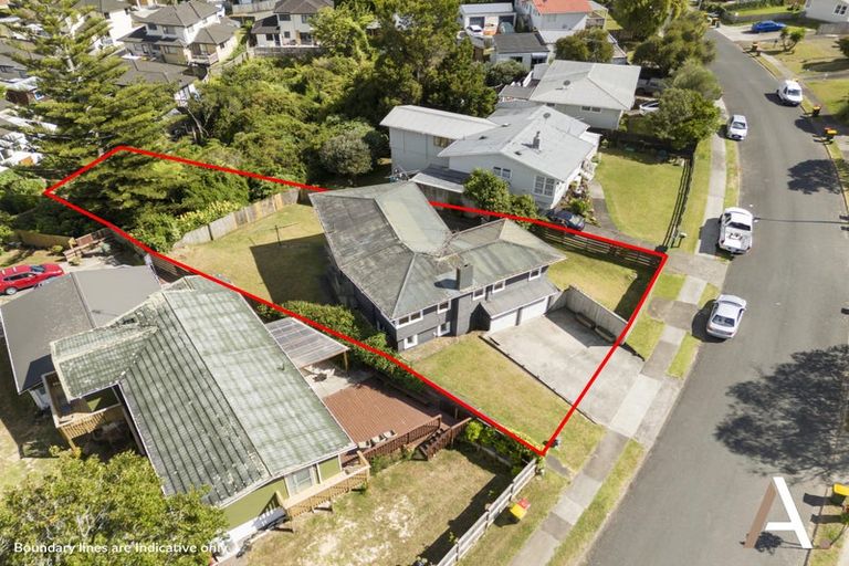 Photo of property in 80 La Trobe Street, Pakuranga Heights, Auckland, 2010