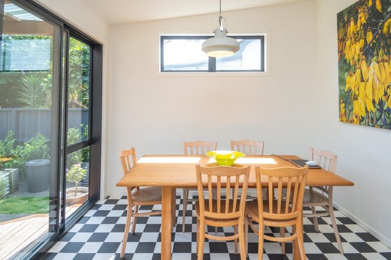Photo of property in 12 Root Street, Gisborne, 4010