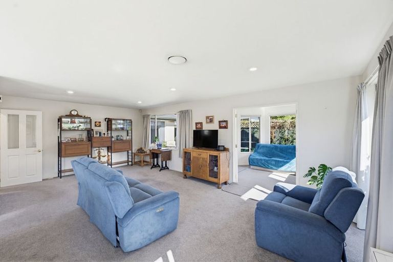 Photo of property in 2/2a Chalmers Street, Highfield, Timaru, 7910