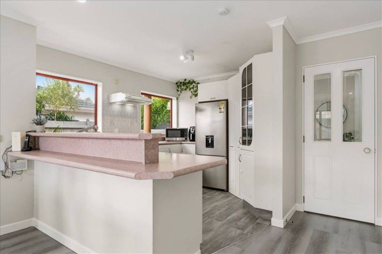 Photo of property in 8 Monterey Key, Papamoa Beach, Papamoa, 3118