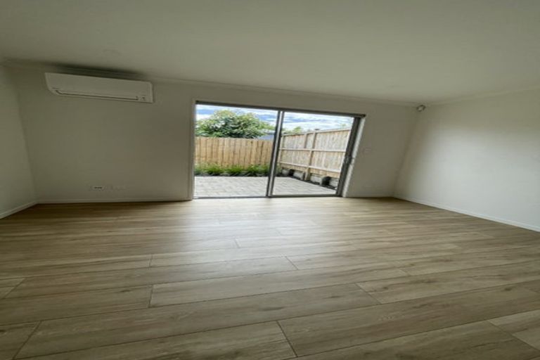 Photo of property in 11/5 King Street, Papakura, 2110