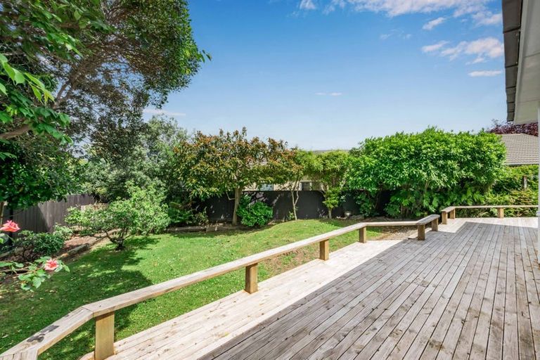Photo of property in 2 Kohekohe Road, Waikanae, 5036