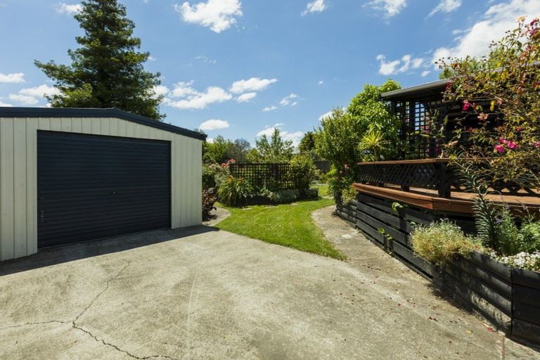 Photo of property in 11 Smith Street, Waipukurau, 4200